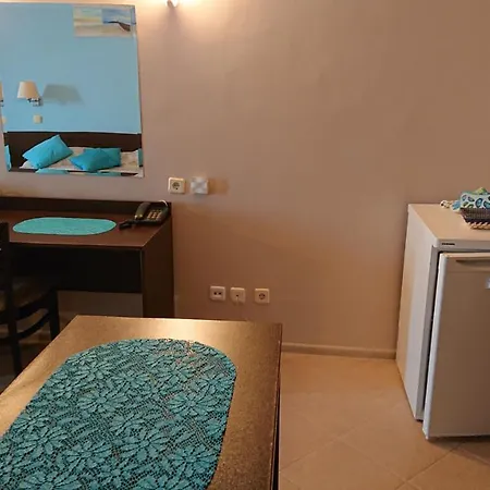 Private In Carina Beach ساني بيتش